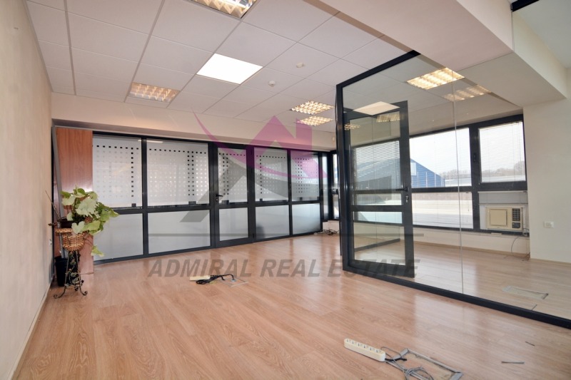 Дава под Наем ОФИС в град Варна, Трошево - 40 кв.м / 250 € » 488.96 лв., АДМИРАЛ РИЪЛ ЕСТЕЙТ ЕООД