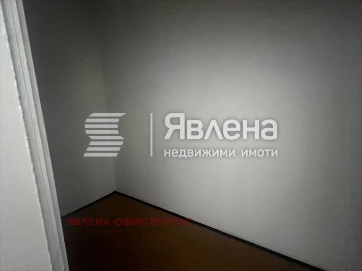 Дава под наем ОФИС, гр. Бургас, Братя Миладинови, снимка 3 - Офиси - 55667855