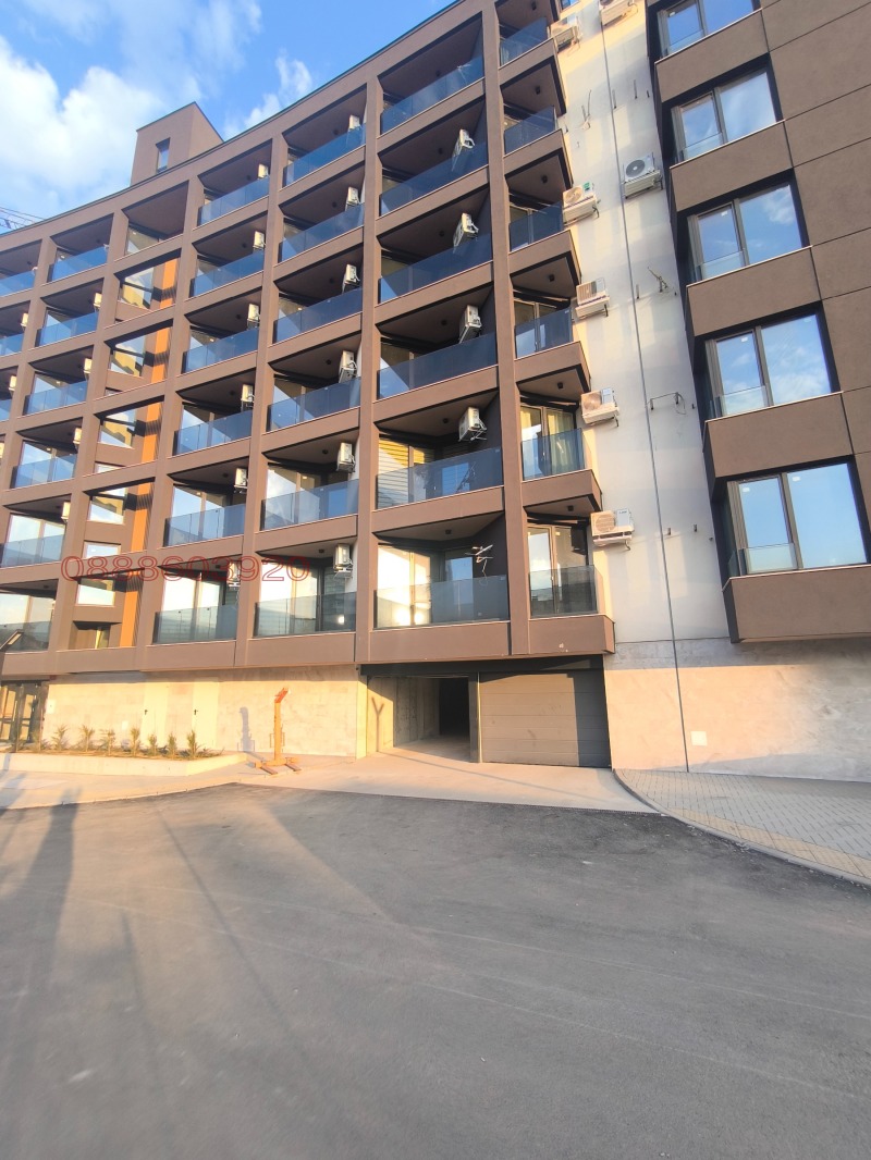 Дава под Наем ГАРАЖ в град София, Студентски град - 46 кв.м / 330 € » 645.42 лв.