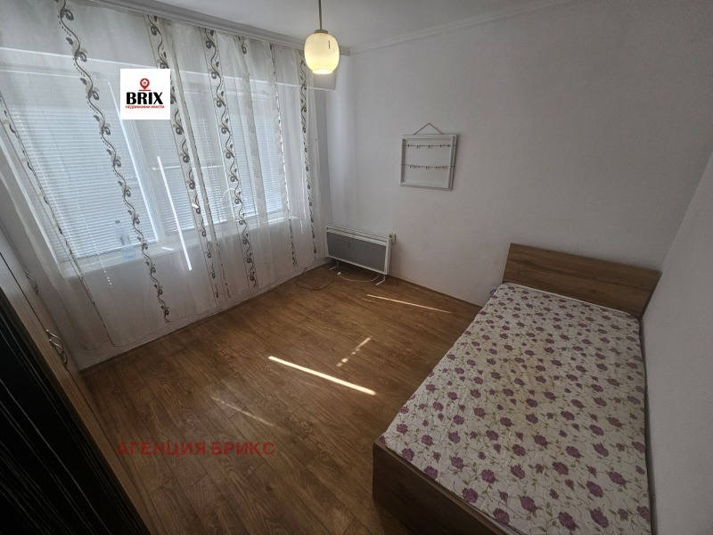 Kiadó  1 hálószoba Ruse , Zdravec Iztok , 35 négyzetméter | 61280474