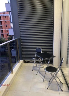 1 dormitor Slaveicov, Burgas 12