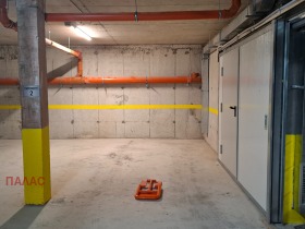 1 dormitor Slaveicov, Burgas 13