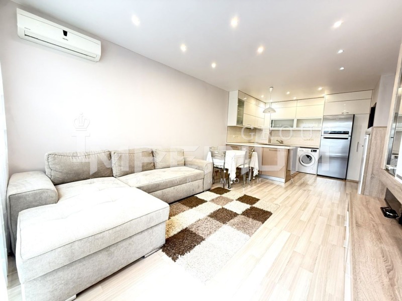 Te huur  1 slaapkamer Varna , Vazrazjdane 1 , 90 m² | 73890845