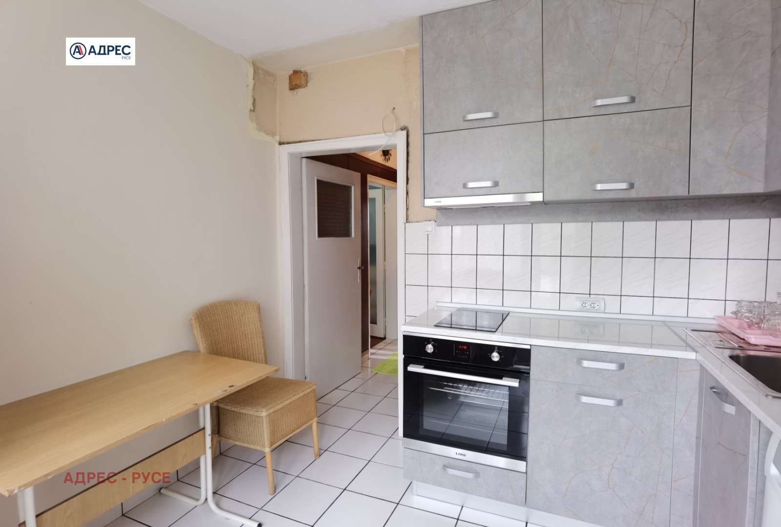 Дава под наем 3-СТАЕН, гр. Русе, Цветница, снимка 2 - Апартаменти - 53710761