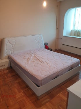 Habitación Sveta Troitsa, Sofia 1