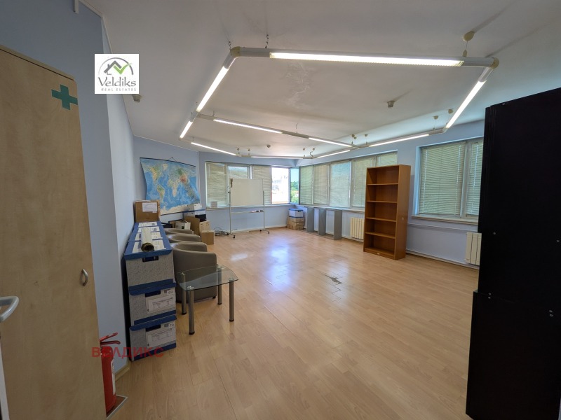 Para alugar  Escritório Sofia , Ovtcha kupel , 42 m² | 18820590 - imagem [2]