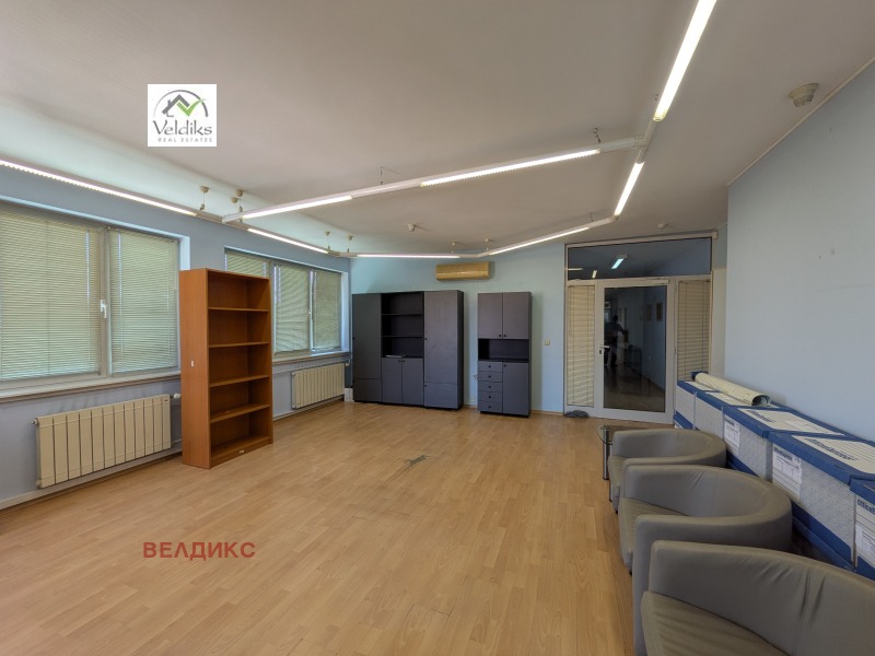 Para alugar  Escritório Sofia , Ovtcha kupel , 42 m² | 18820590 - imagem [3]