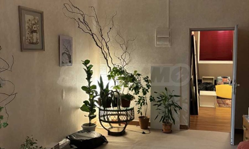 A louer  2 chambres Sofia , Karpouzitsa , 100 m² | 39400321