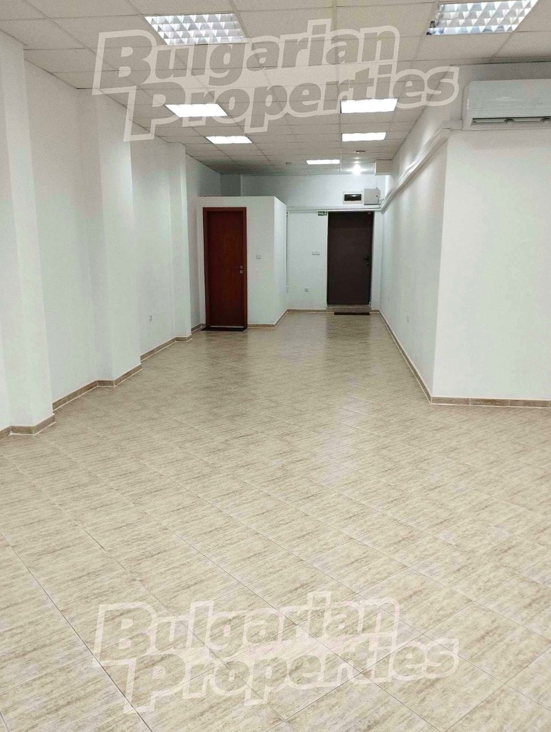 K pronájmu  Prodejna Varna , Levski 1 , 75 m2 | 57270747