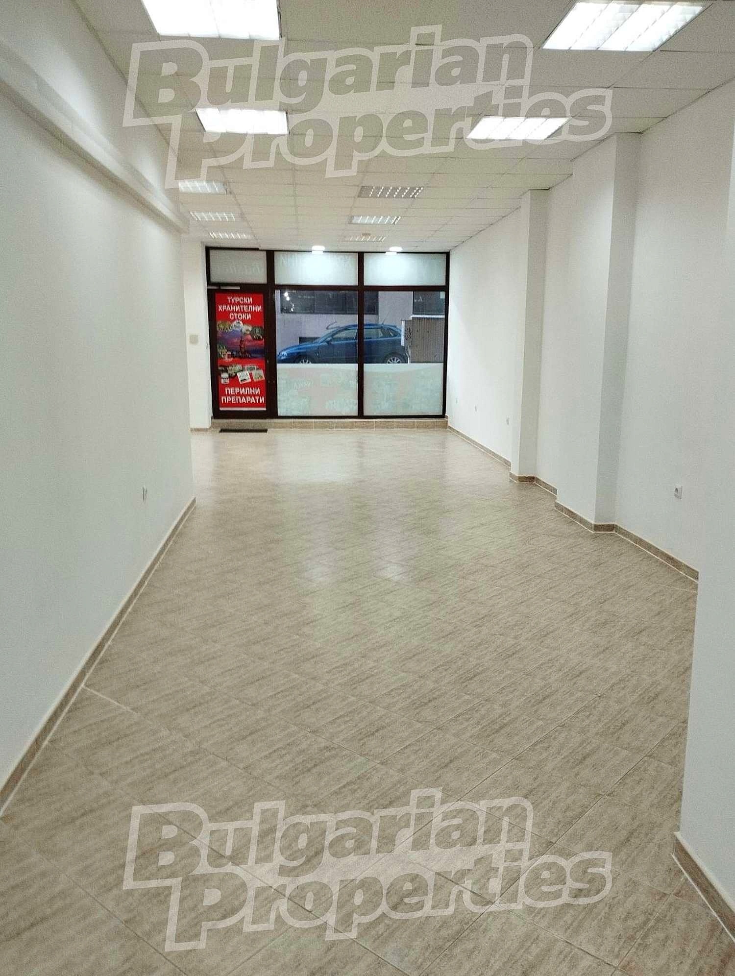 Дава под наем МАГАЗИН, гр. Варна, Левски 1, снимка 2 - Магазини - 50896559