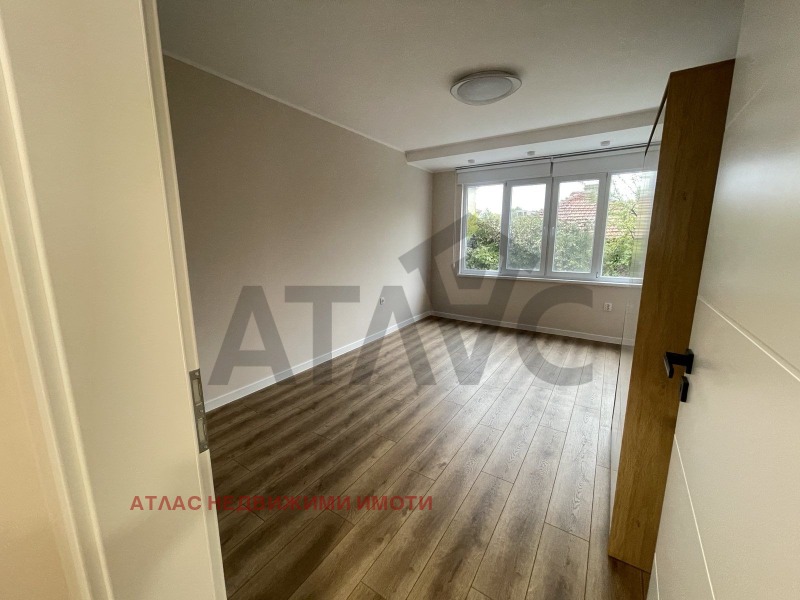 For Rent  2 bedroom Plovdiv , Marasha , 90 sq.m | 28272488 - image [11]