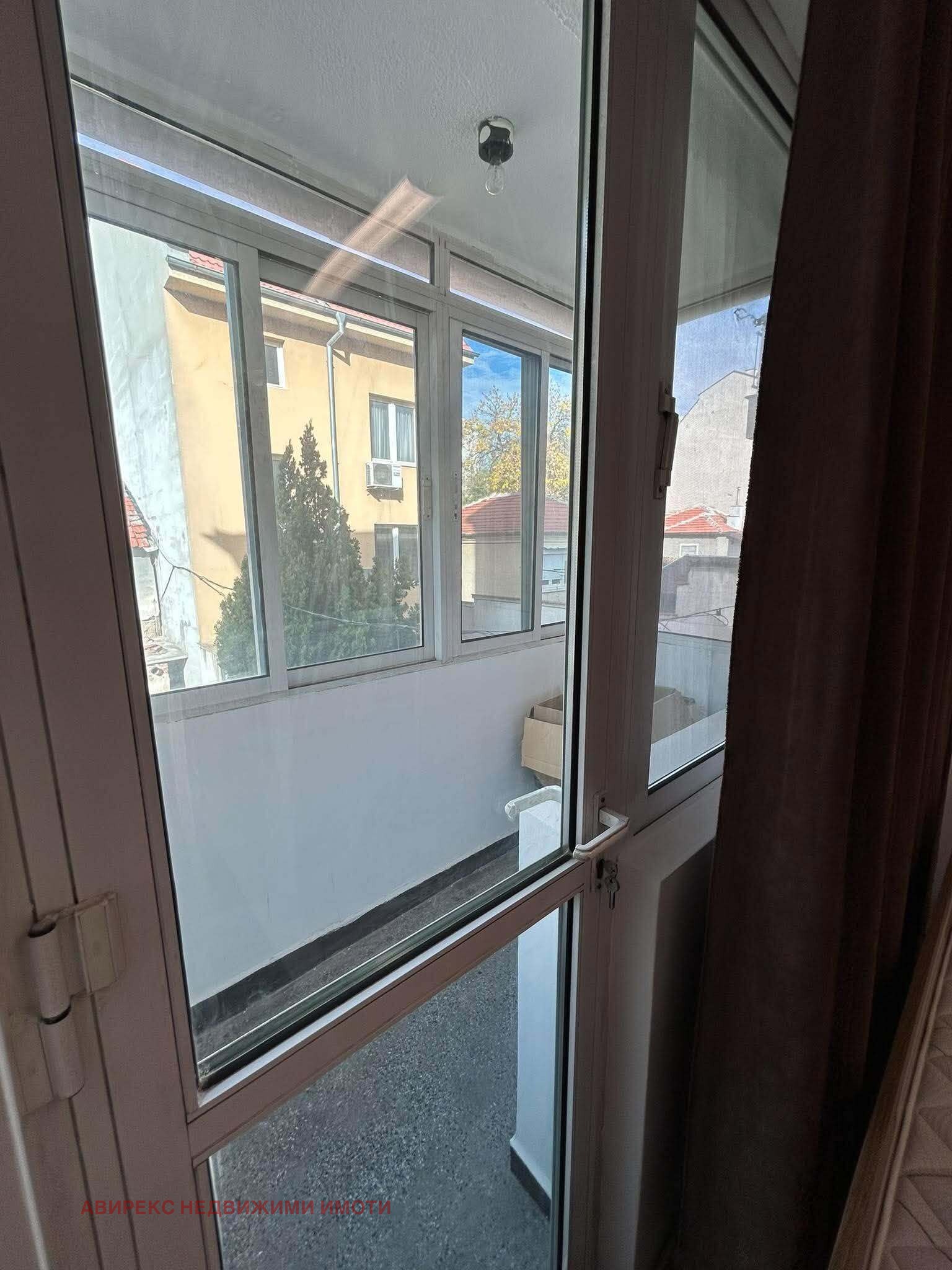 Дава под наем 2-СТАЕН, гр. Пловдив, Център, снимка 9 - Апартаменти - 56681356