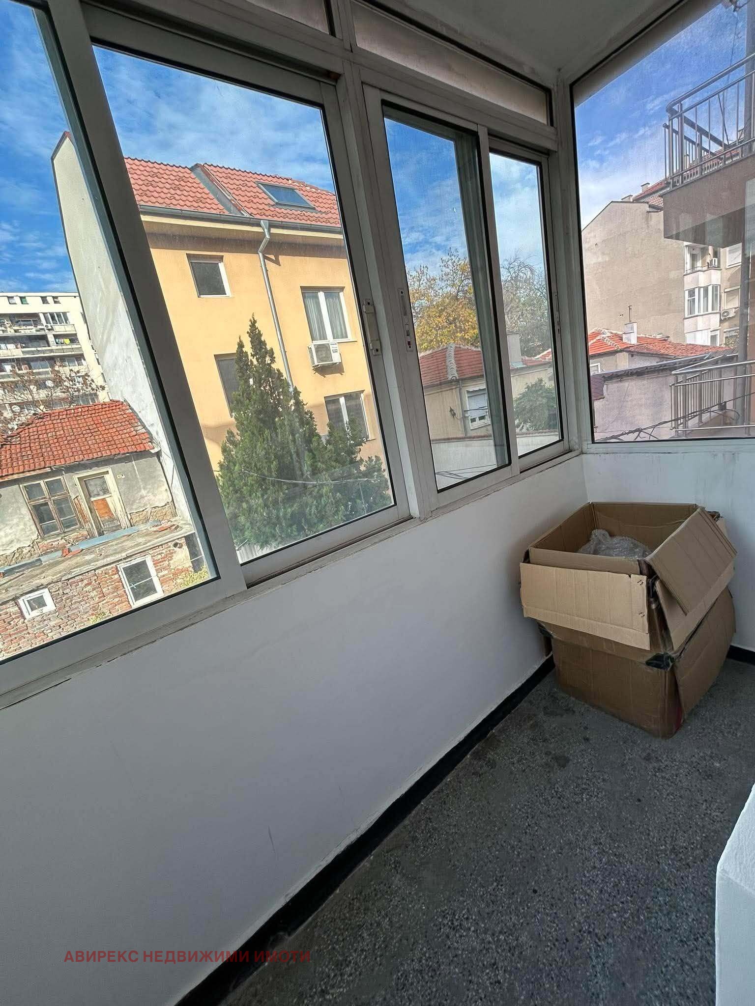 Дава под наем 2-СТАЕН, гр. Пловдив, Център, снимка 6 - Апартаменти - 56681356