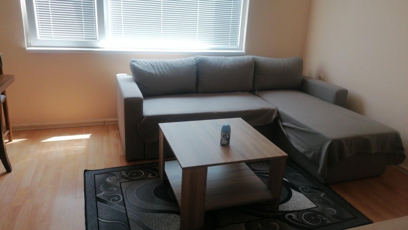 Дава под нем  2-стаен, град Пловдив, Гагарин •  275 EUR • ID 26362668 — holmes.bg - [1] 