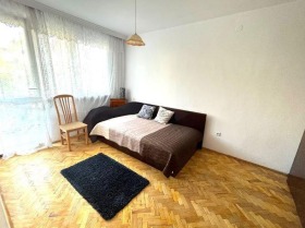 2 camere da letto Tsentar, Varna 4