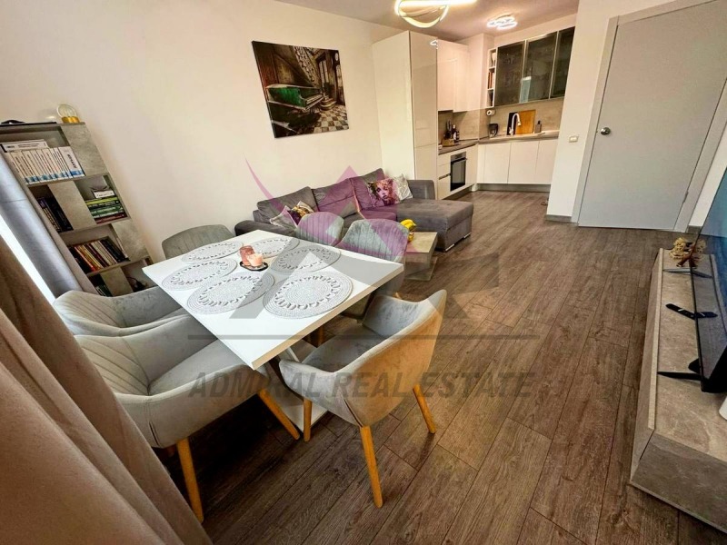 Дава под нем  2-стаен, град Варна, к.к. Св.Св. Константин и Елена •  818 € • ID 10530743 — holmes.bg - [1] 