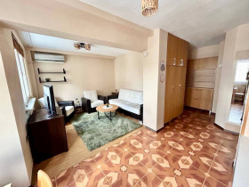 1 bedroom Oborishte, Sofia 1