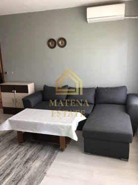 1 chambre Asparouhovo, Varna 2