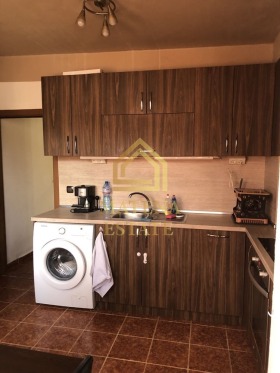 1 chambre Asparouhovo, Varna 6