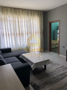 1 chambre Asparouhovo, Varna 3