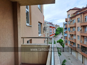 2 makuuhuonetta Tsentar, Sofia 5