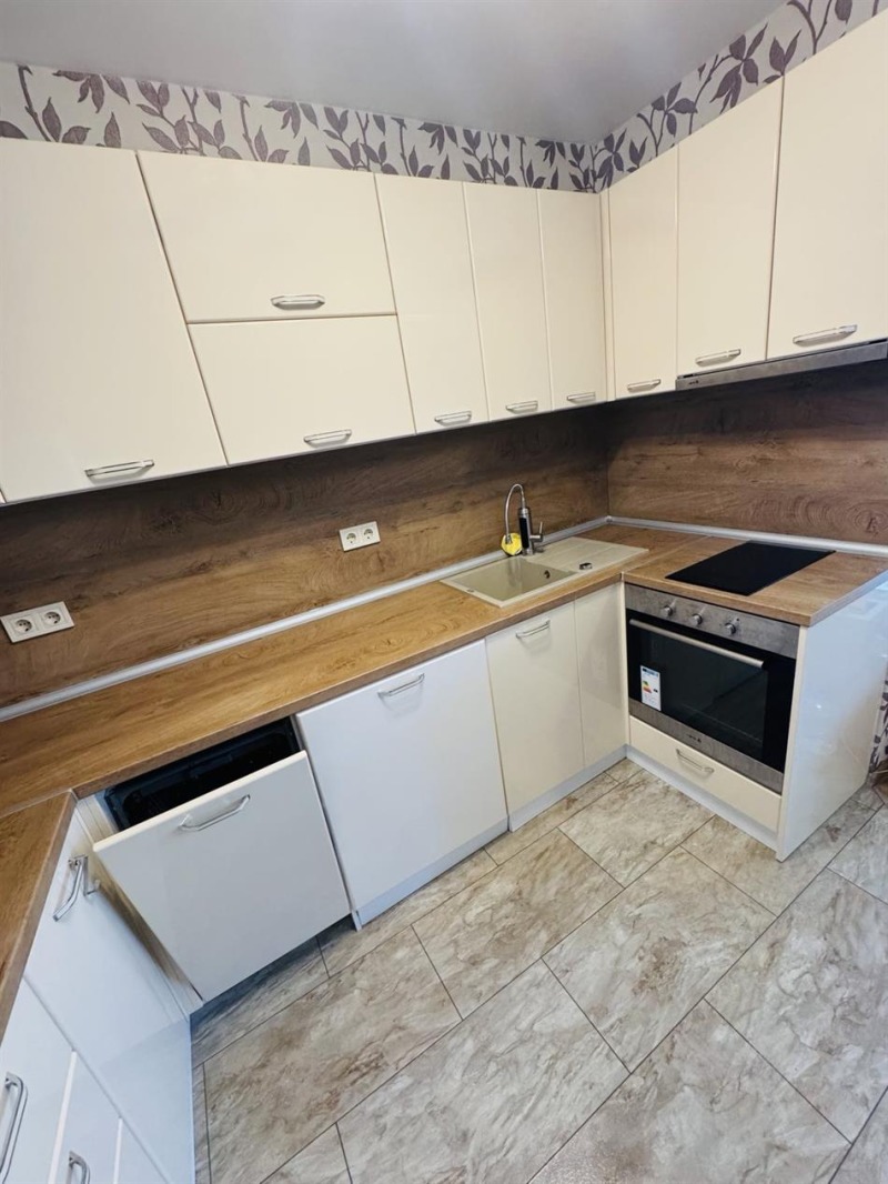 Zu vermieten  1 Schlafzimmer Sofia , Zentar , 71 qm | 48565655 - Bild [5]