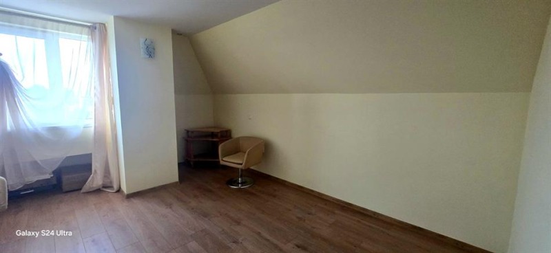 Zu vermieten  1 Schlafzimmer Sofia , Zentar , 71 qm | 48565655 - Bild [8]