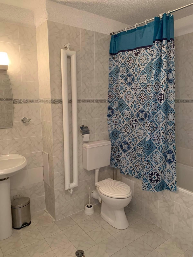 Издаје се  2 спаваће собе Софија , Бакстон , 130 м2 | 83505523 - слика [10]