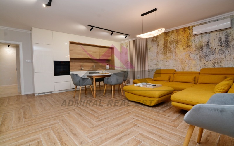 Дава под наем 3-СТАЕН, гр. Варна, Левски 1