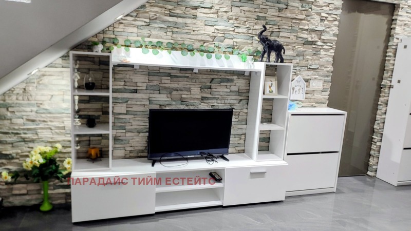 Дава под наем 4-СТАЕН, гр. София, Карпузица, снимка 5 - Апартаменти - 52477219