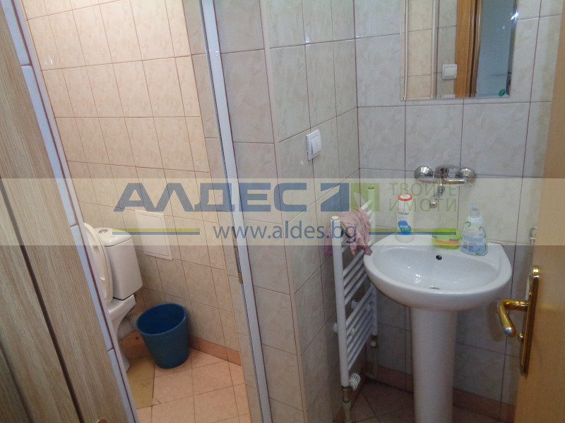 Te huur  Kantoor Sofia , Tsentar , 230 m² | 29253824 - afbeelding [10]