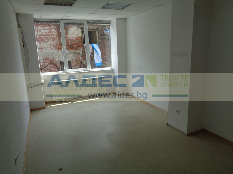 Te huur  Kantoor Sofia , Tsentar , 230 m² | 29253824 - afbeelding [5]