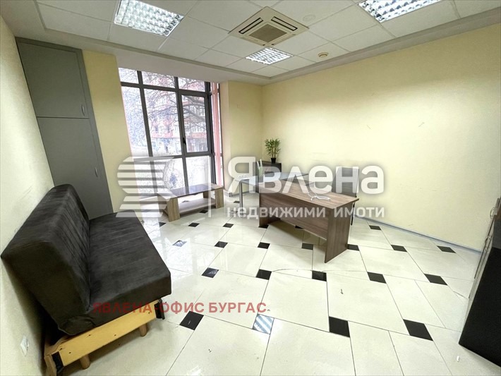Дава под наем ОФИС, гр. Бургас, Изгрев, снимка 3 - Офиси - 53528560