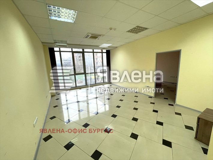 Дава под наем ОФИС, гр. Бургас, Изгрев, снимка 2 - Офиси - 53528560