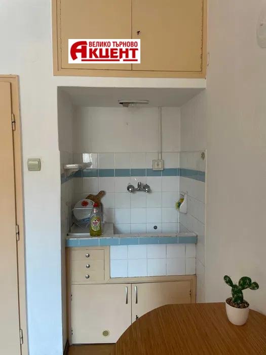 En renta  Estudio Veliko Tarnovo , Tsentar , 20 metros cuadrados | 71405621 - imagen [3]