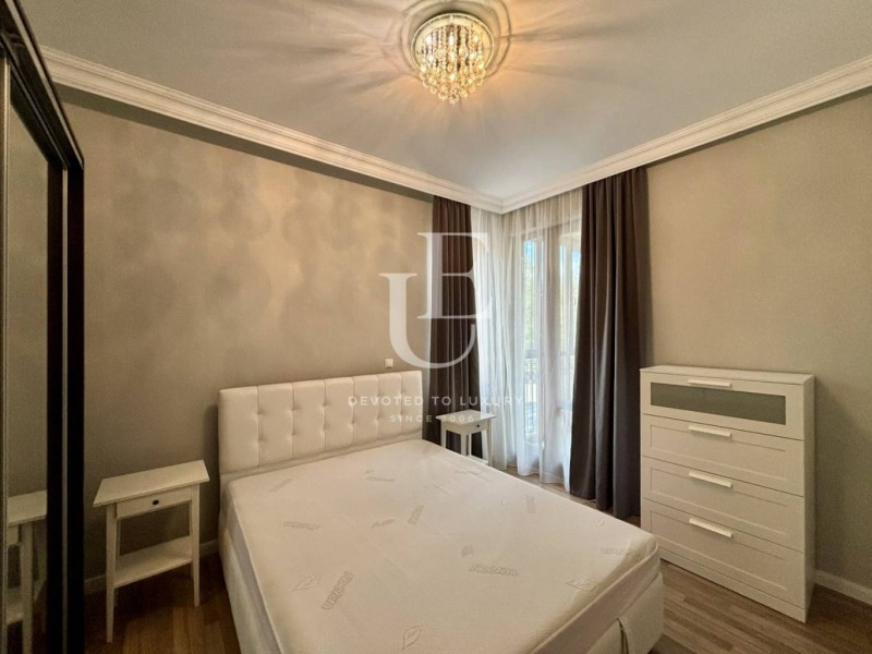 Til leje  1 soveværelse Sofia , Vitosha , 96 kvm | 64281073 - billede [8]