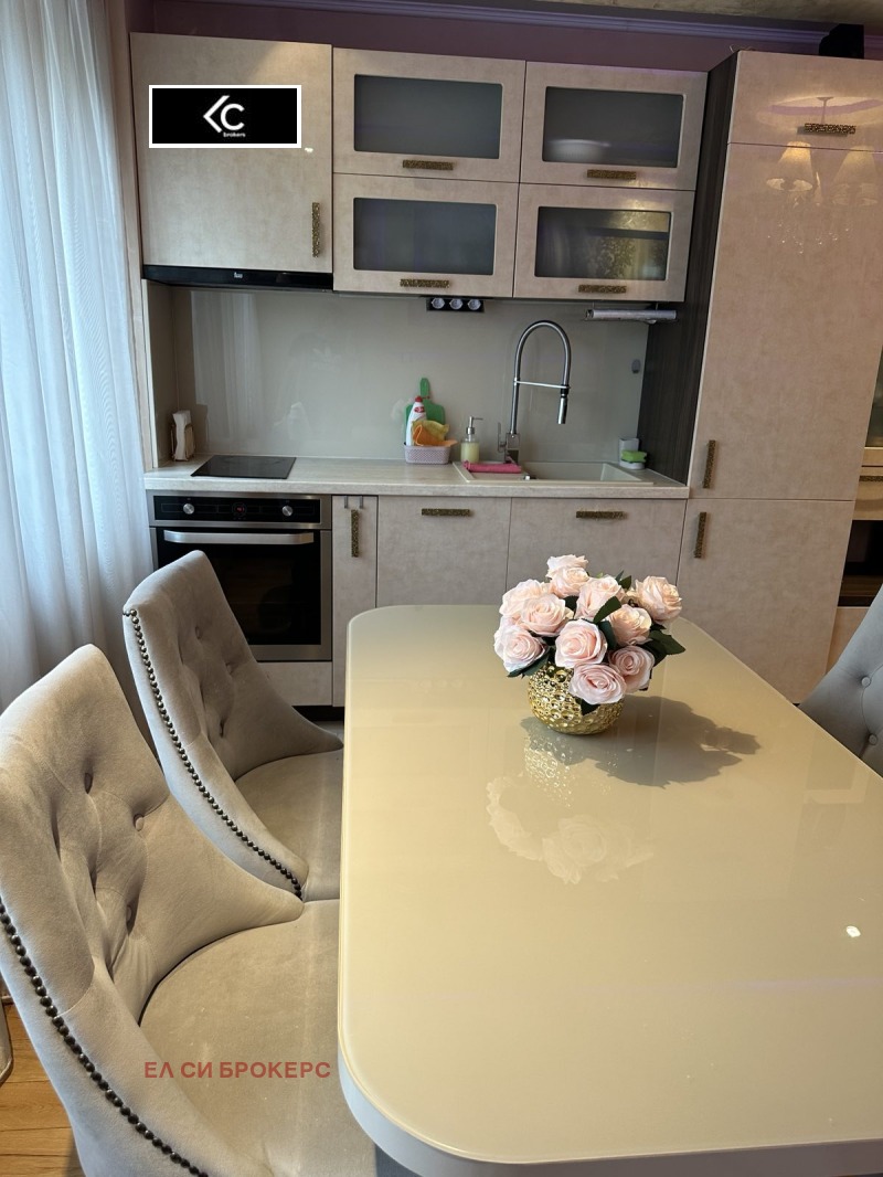 Da affittare  3 camere da letto Sofia , Sveta Troitsa , 115 mq | 52706949