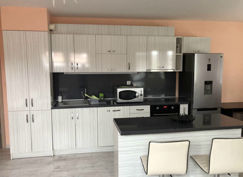 Para alugar  1 quarto Plovdiv , Kiutchuk Parij , 79 m² | 50969521 - imagem [2]