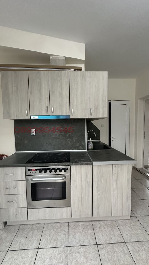 Дава под наем 4-СТАЕН, гр. Добрич, Център, снимка 2 - Апартаменти - 53498461