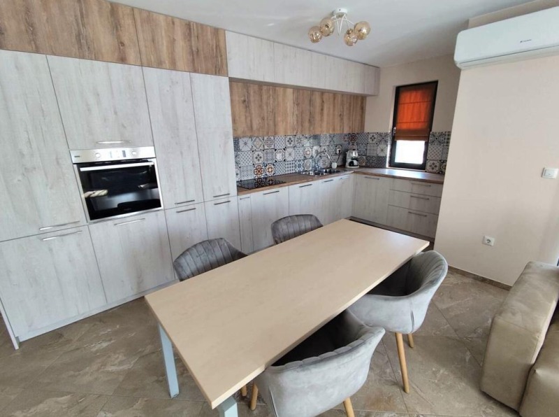 Para alugar  Mais de 3 quartos Plovdiv , Centar , 130 m² | 21762582 - imagem [2]