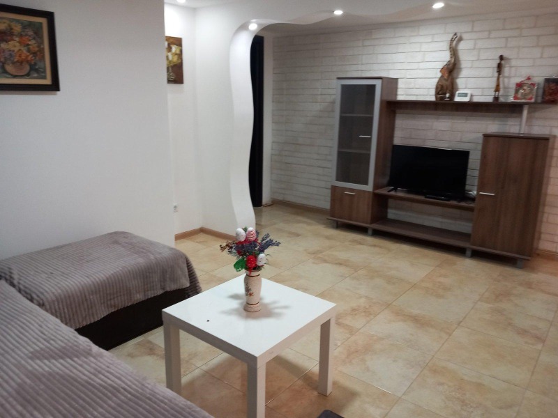 Til leje  Hus Gulv Sofia , Pancharevo , 85 kvm | 15774508 - billede [5]
