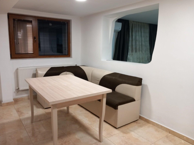 Til leje  Hus Gulv Sofia , Pancharevo , 85 kvm | 15774508 - billede [2]