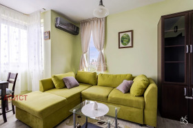 2 makuuhuonetta Ljulin 8, Sofia