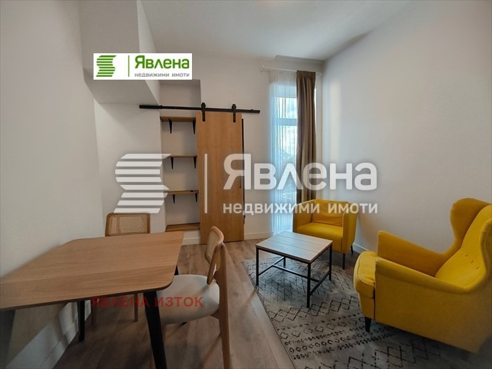 En renta  2 dormitorios Sofia , Tsentar , 74 metros cuadrados | 60201937