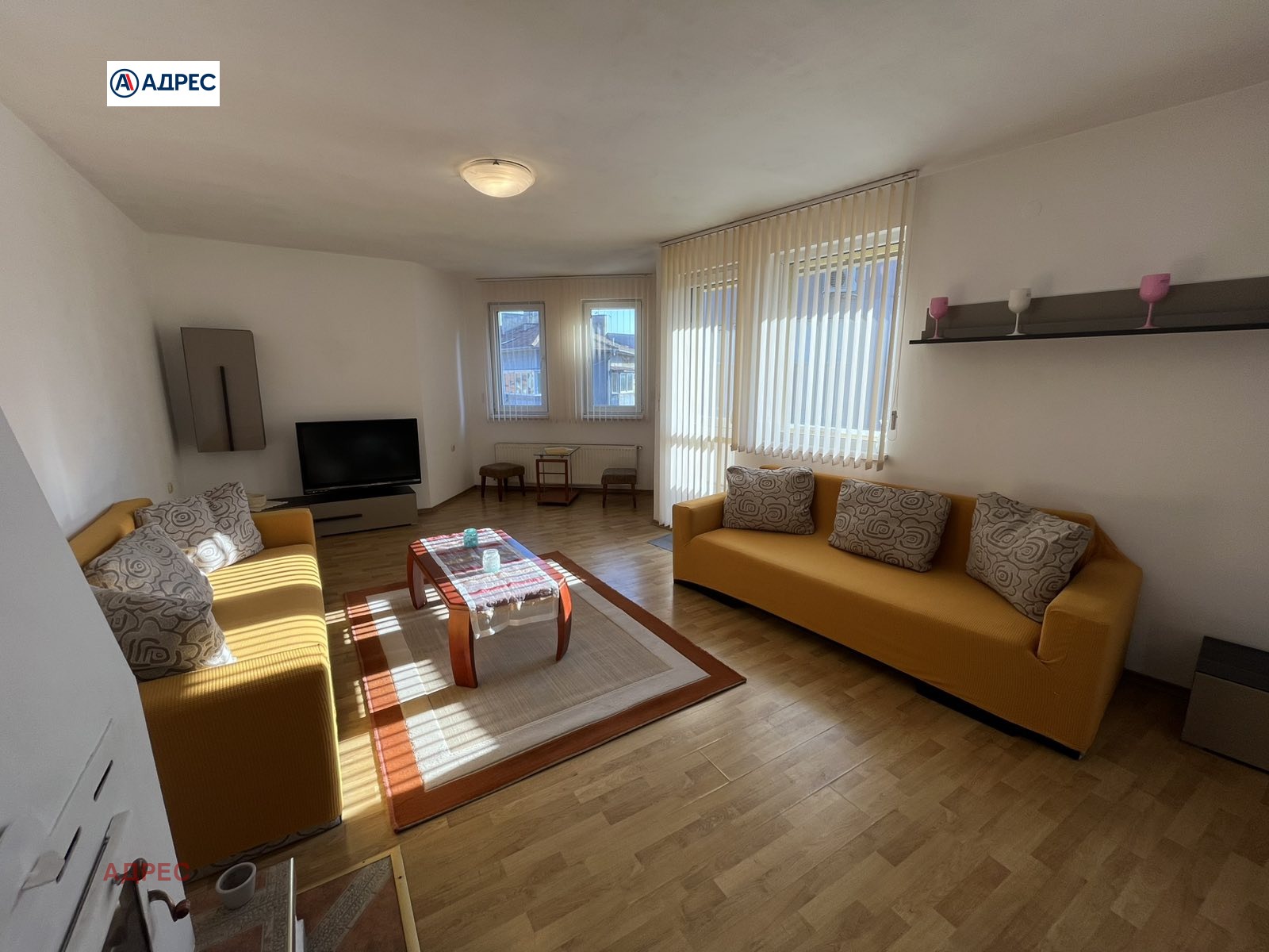 Дава под наем МЕЗОНЕТ, гр. Варна, Център