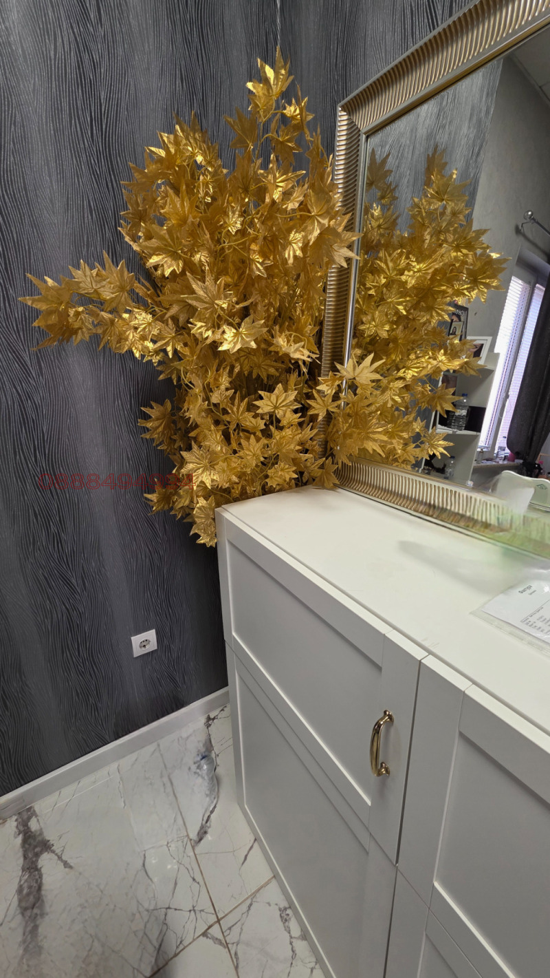 Дава под Наем ОФИС в град Варна, Гранд Мол - 15 кв.м / 230 € » 449.84 лв.