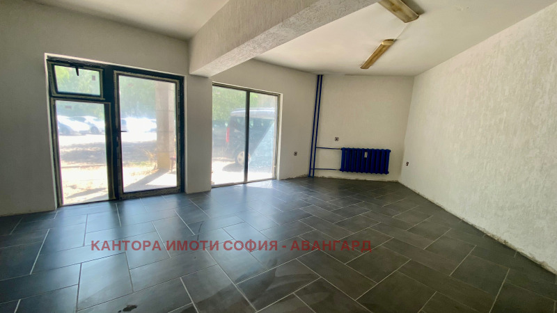 Дава под Наем МАГАЗИН в град София, Люлин 10 - 49 кв.м / 440 € » 860.57 лв., КАНТОРА ИМОТИ СОФИЯ - АВАНГАРД