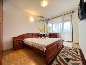 2 bedroom Vazrazhdane, Burgas 10