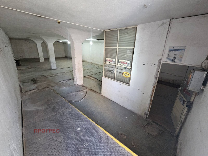 De inchiriat  Depozitare Plovdiv , Industrialna zona - Sever , 188 mp | 68616417 - imagine [8]