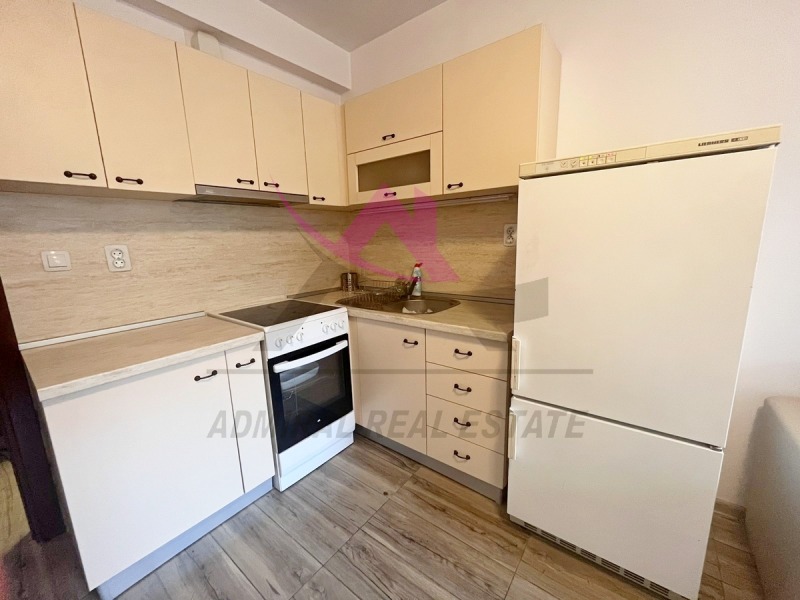 Дава под нем  2-стаен, град Варна, Окръжна болница-Генерали •  425 EUR • ID 59930551 — holmes.bg - [1] 